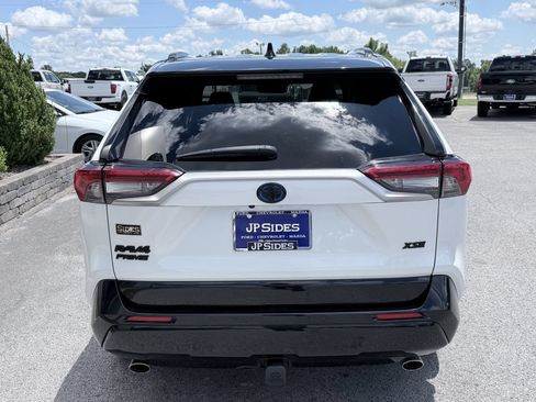 Used 2023 Toyota RAV4 XSE w/ Weather Package AWD/4WD image 7