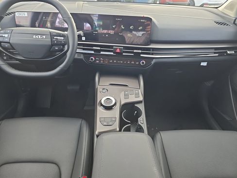 New 2026 Kia Sportage EX image 15