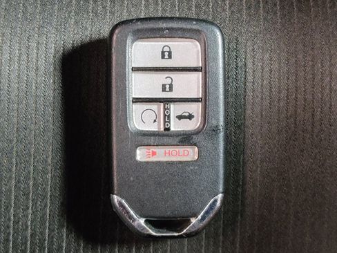 Used 2018 Honda Accord Sport image 32