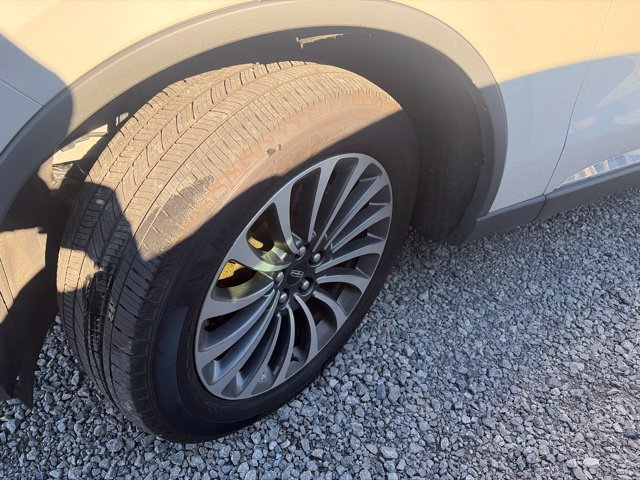 Used 2022 Lincoln Aviator Reserve w/ Elements Package Plus AWD/4WD image 4