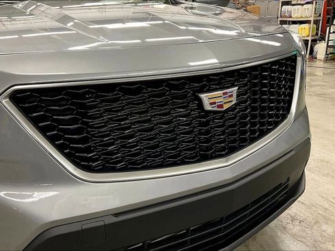 Certified 2023 Cadillac XT4 Luxury w/ Cold Weather Package image 33