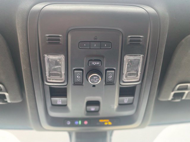 Used 2021 Chevrolet Tahoe RST w/ Luxury Package AWD/4WD image 32