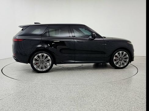 Certified 2024 Land Rover Range Rover Sport Dynamic SE AWD/4WD image 4
