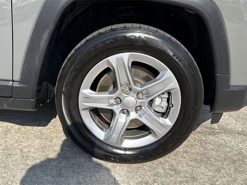 Used 2023 Jeep Compass Latitude w/ Sun and Sound Group image 61