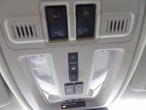 Used 2013 Cadillac SRX Performance w/ Driver Awareness Package image 20