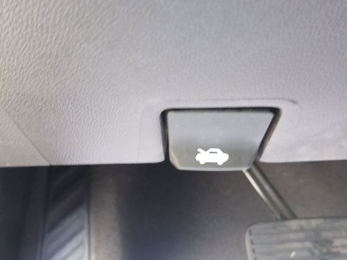 Used 2021 Chevrolet Tahoe LT image 23