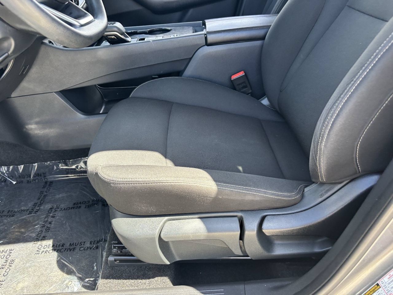 Used 2024 Nissan Rogue S FWD image 18