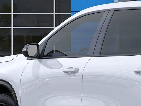 New 2026 Chevrolet Traverse RS image 13