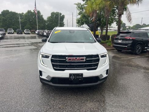 Used 2026 GMC Acadia Elevation w/ LPO, Floor Liner Package FWD image 2