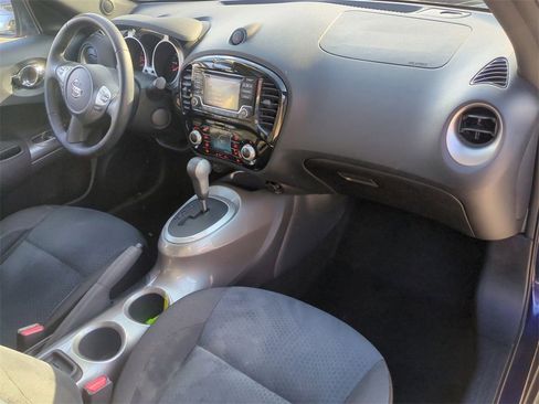 Used 2017 Nissan Juke SV image 28