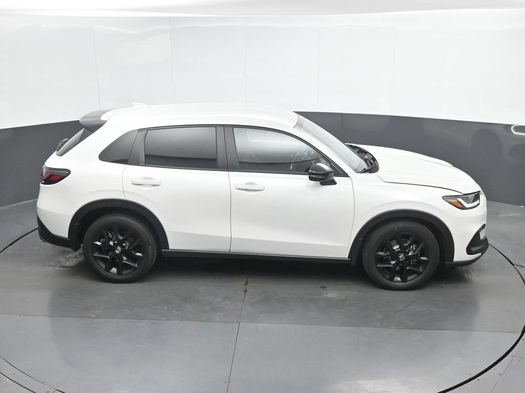 Used 2024 Honda HR-V Sport image 30