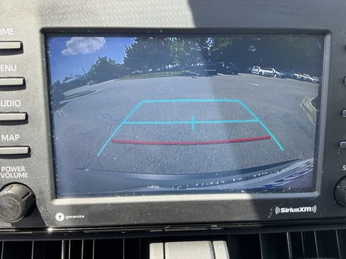 Used 2021 Toyota RAV4 XLE FWD image 25