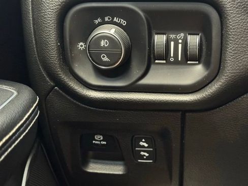 Used 2022 RAM 1500 Laramie image 15