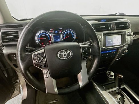 Used 2014 Toyota 4Runner Limited AWD/4WD image 11
