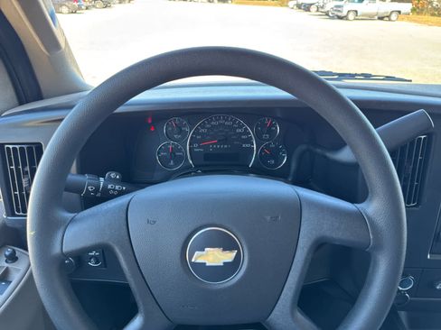 New 2025 Chevrolet Express 2500 image 23