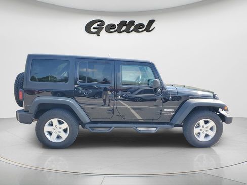 Used 2018 Jeep Wrangler Unlimited Sport S AWD/4WD image 4