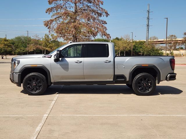 Used 2024 GMC Sierra 2500 AT4 w/ AT4 Premium Plus Package AWD/4WD image 4