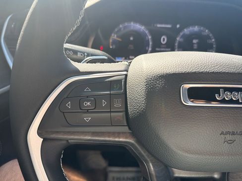 New 2026 Jeep Grand Cherokee Altitude AWD/4WD image 22