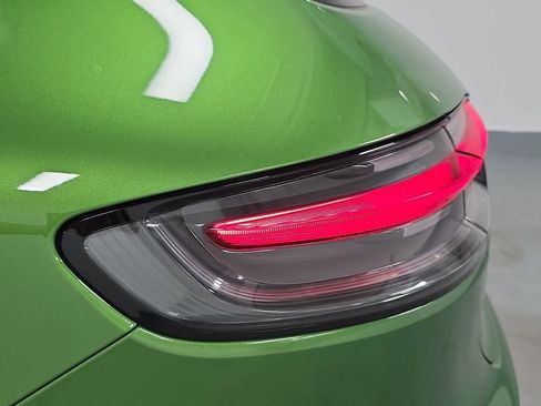 Certified 2019 Porsche Macan S AWD/4WD image 30