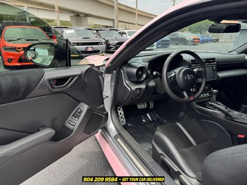 Used 2023 Toyota GR86 Premium w/ ALL Weather Mat Package (TMS) RWD image 24