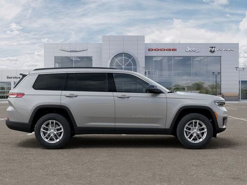 New 2026 Jeep Grand Cherokee L Laredo AWD/4WD image 22
