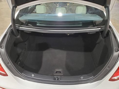 Used 2020 Mercedes-Benz E 350 Sedan image 43