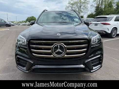 New 2026 Mercedes-Benz GLS 450 4MATIC image 2