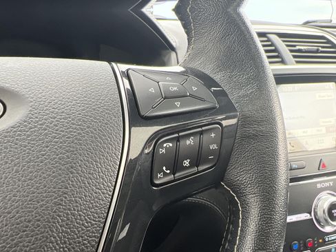 Used 2018 Ford Explorer Platinum AWD/4WD image 29