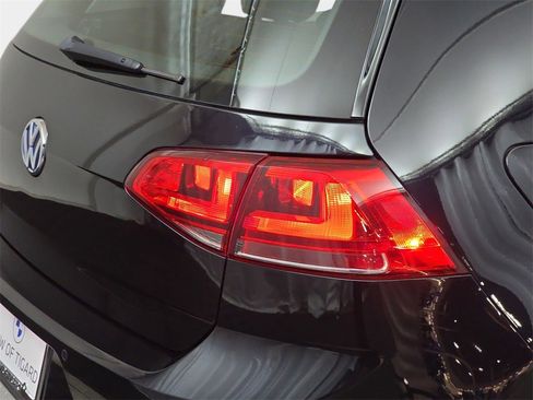 Used 2016 Volkswagen e-Golf SEL Premium w/ Driver Assistance Package image 34