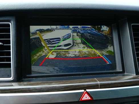 Used 2015 Hyundai Genesis 3.8 RWD image 21