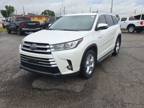 Used 2019 Toyota Highlander Limited w/ Protection Package #3 AWD/4WD image 7