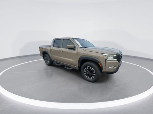 Used 2023 Nissan Frontier PRO-4X w/ Technology Package image 2