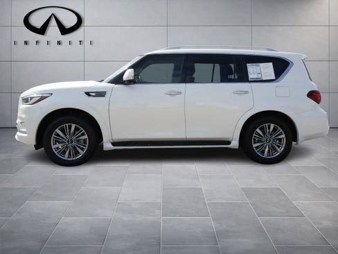Used 2023 INFINITI QX80 Luxe w/ Cargo Package AWD/4WD image 4