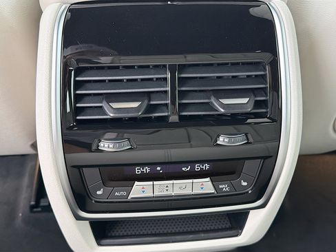 New 2026 BMW X5 xDrive40i w/ Executive Package AWD/4WD image 19