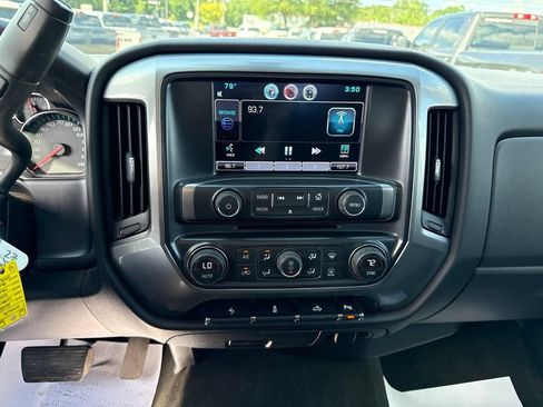 Used 2015 Chevrolet Silverado 2500 LT w/ LT Convenience Package AWD/4WD image 7