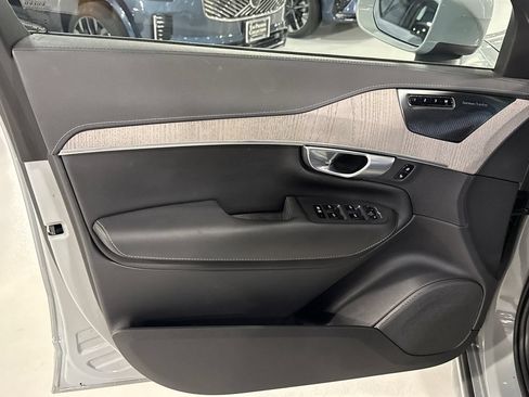 Certified 2024 Volvo XC90 B6 Ultimate w/ Protection Package Premier AWD/4WD image 9