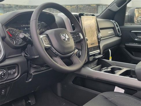 New 2026 RAM 1500 4x4 Crew Cab image 14