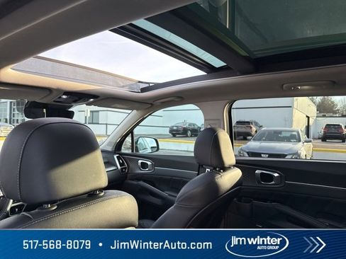 Used 2021 Kia Sorento SX image 31