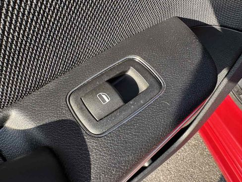 Used 2015 Dodge Charger SE w/ Power Sunroof Group RWD image 41