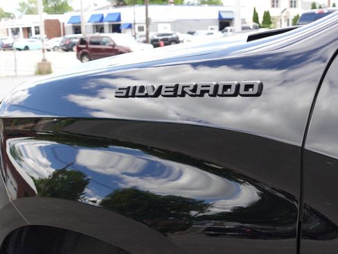 Used 2023 Chevrolet Silverado 1500 Custom AWD/4WD image 14