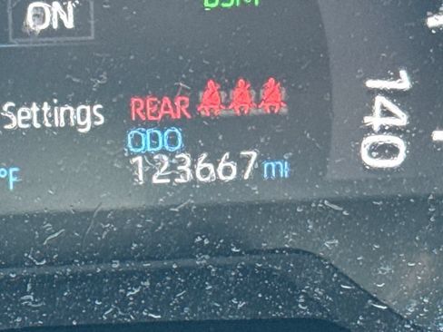 Used 2023 Toyota RAV4 XLE Premium AWD/4WD image 19