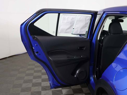 Used 2024 Nissan Kicks S FWD image 18