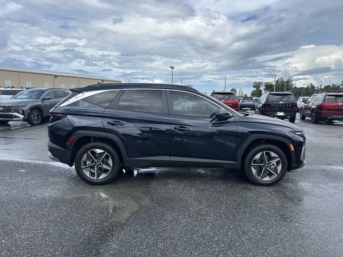 Certified 2025 Hyundai Tucson SEL AWD/4WD image 3