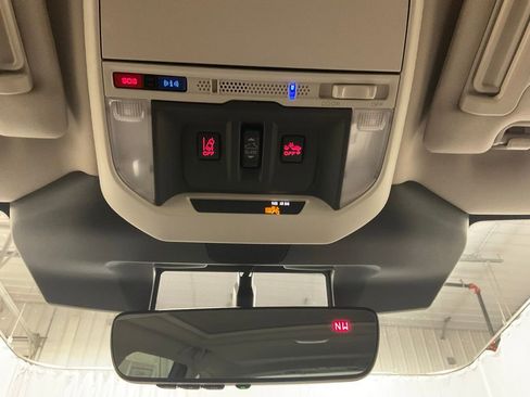 Used 2023 Subaru Forester Touring image 25