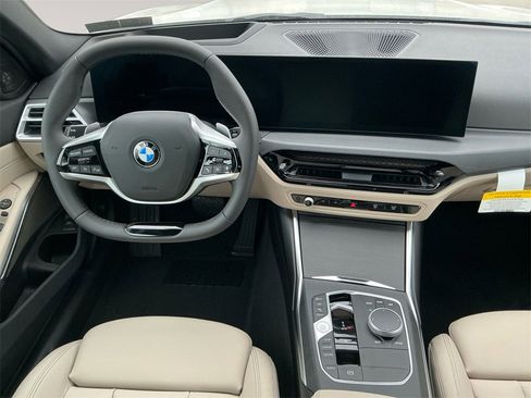 New 2026 BMW 330i xDrive Sedan w/ Premium Package image 10