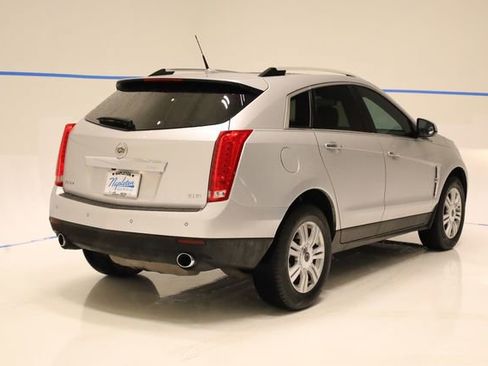 Used 2012 Cadillac SRX Luxury FWD image 4
