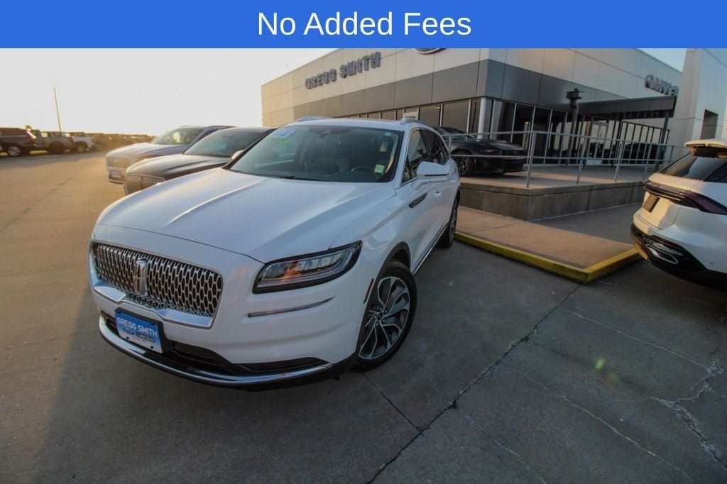 Used 2023 Lincoln Nautilus Reserve w/ Equipment Group 201A AWD/4WD image 1