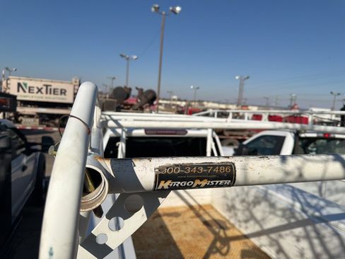 Used 2021 Chevrolet Silverado 2500 W/T w/ WT Convenience Package image 9