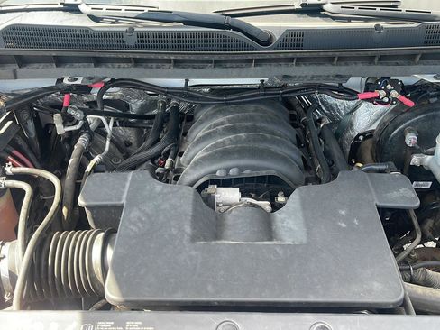 Used 2018 Chevrolet Silverado 1500 W/T w/ WT Convenience Package AWD/4WD image 29