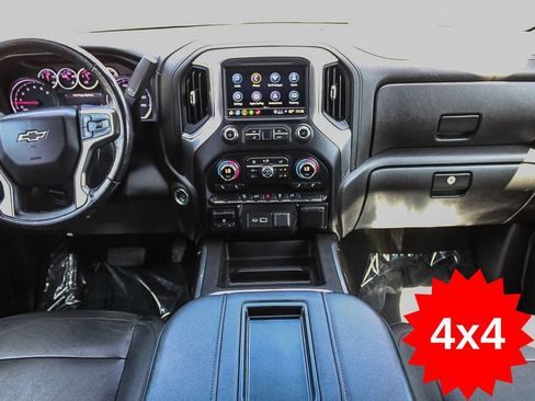 Used 2021 Chevrolet Silverado 1500 LT Trail Boss w/ Convenience Package II AWD/4WD image 12